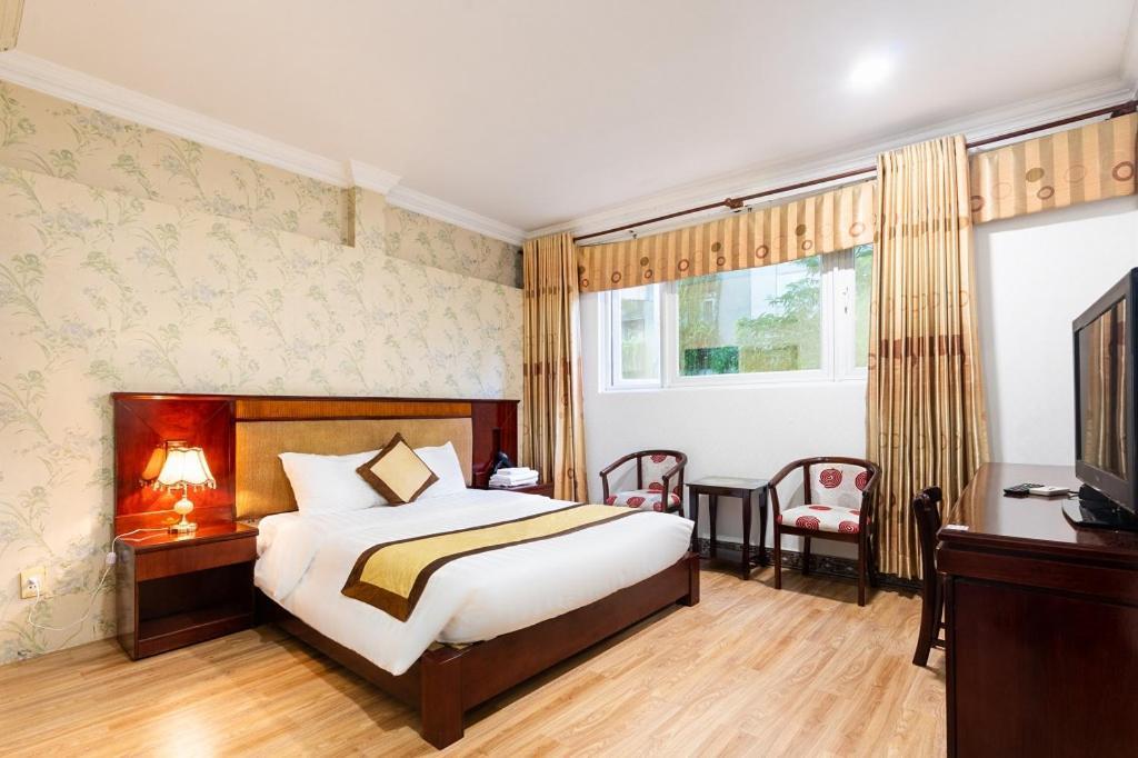Cosmo Central Hotel Ho Chi Minh Exterior photo